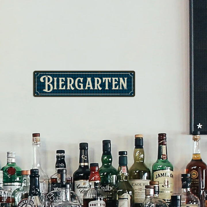 Vintage-metalskilt – Biergarten-port Oktoberfest 2026