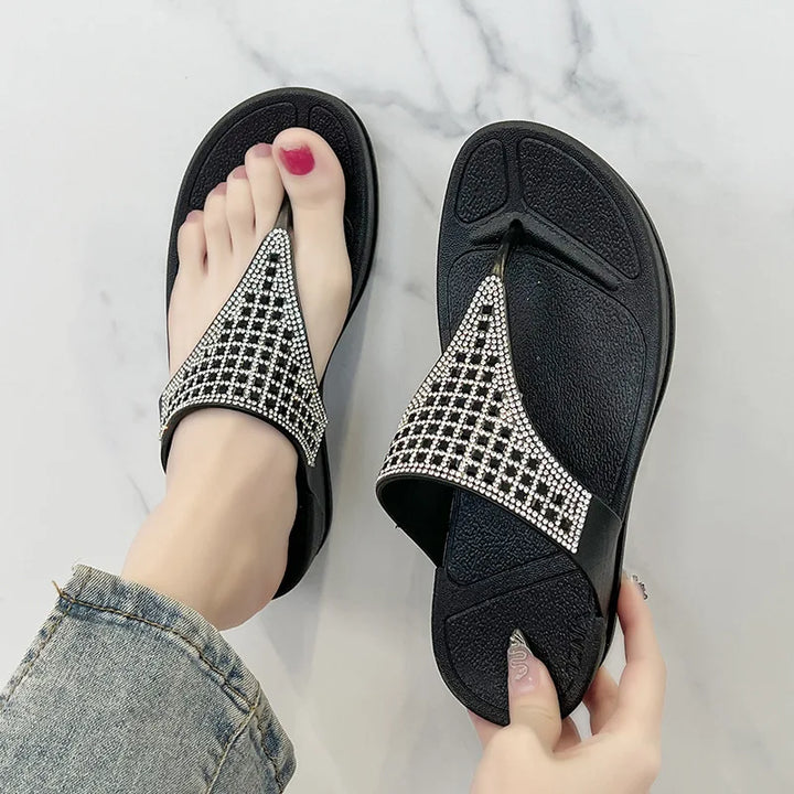 Bequeme Damen-Platform-Slipper mit Strass – Geneva