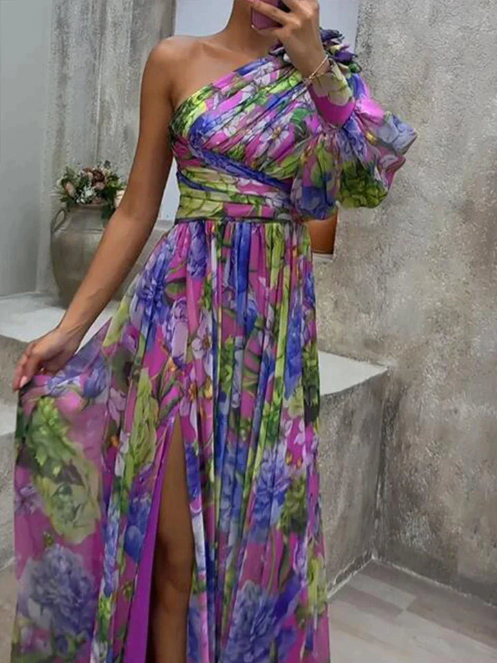 Purple maxi dress with print and side slit, one sleeve - Viola