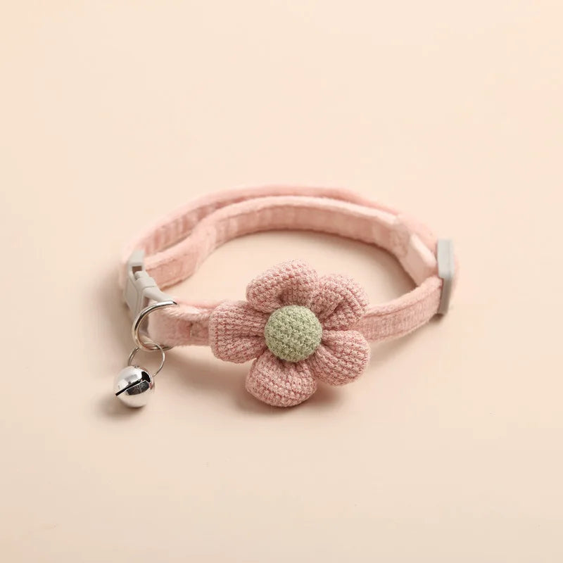 Collar ajustable para gatos con flor - FlowerCharm