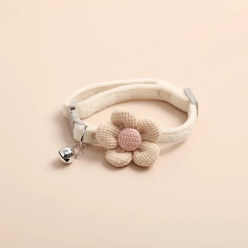 Collar ajustable para gatos con flor - FlowerCharm