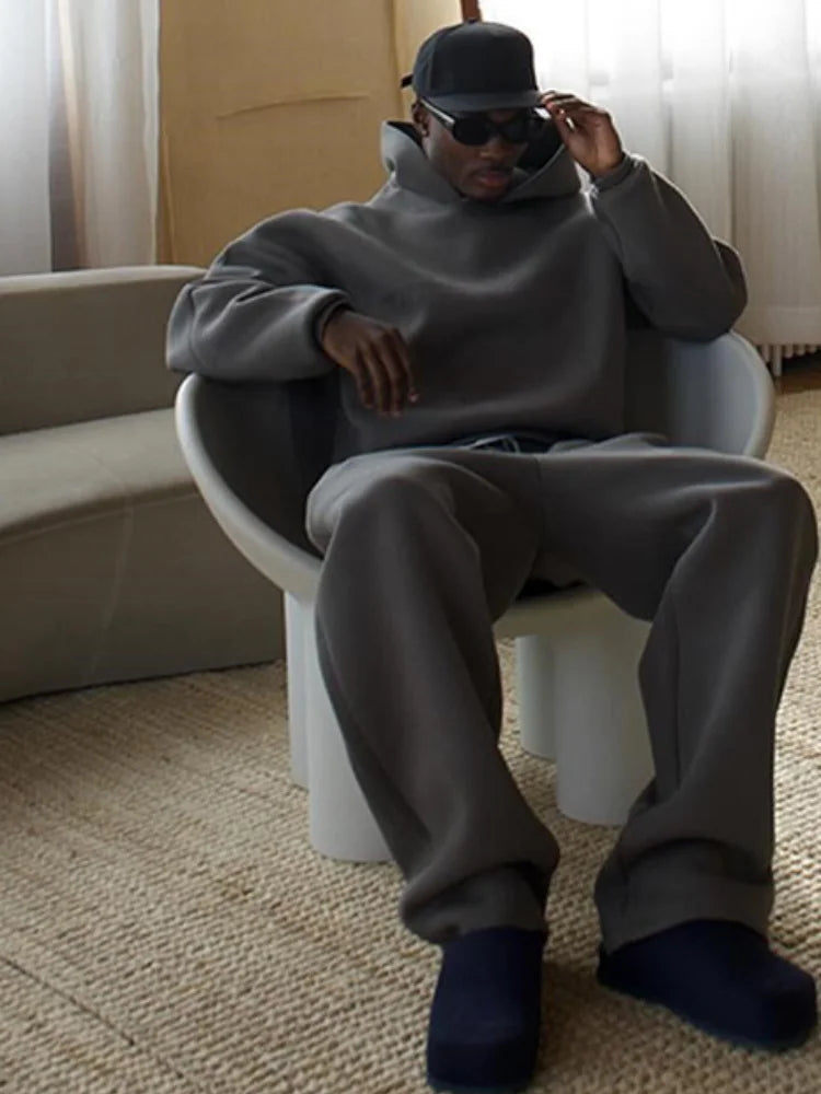 Oversized men's tracksuit with hoodie & jogging pants – Bastian