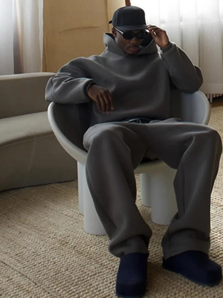Oversized men's tracksuit with hoodie & jogging pants – Bastian