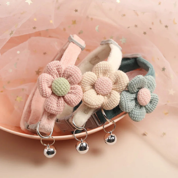 Collar ajustable para gatos con flor - FlowerCharm