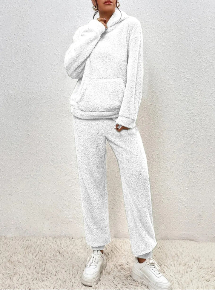 Ultra-comfortable teddy house suit with hood - Lana