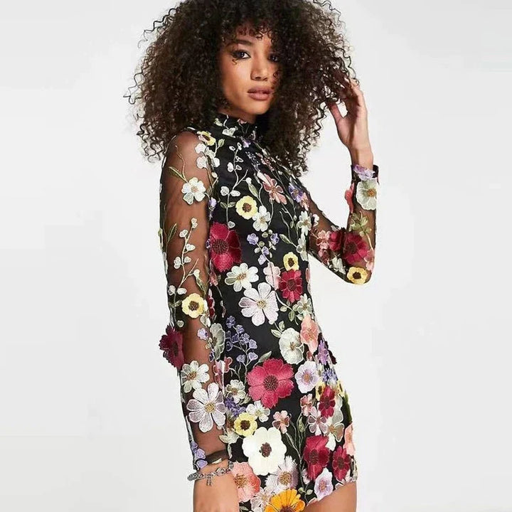 Blomster cocktailkjole med blonder – Aurelia