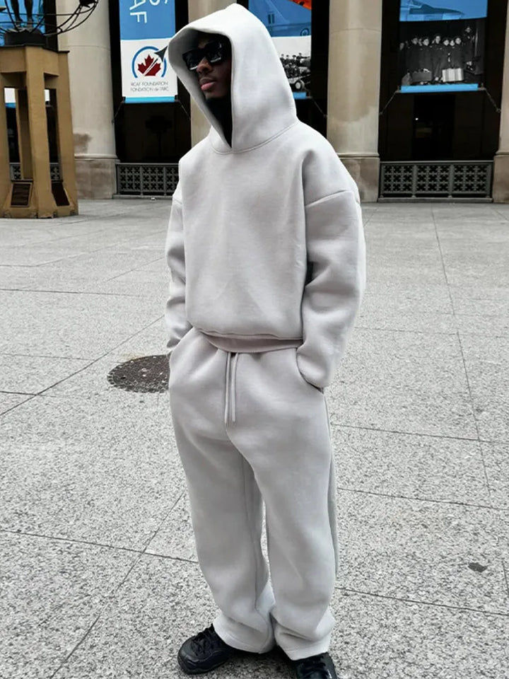 Oversized men's tracksuit with hoodie & jogging pants – Bastian