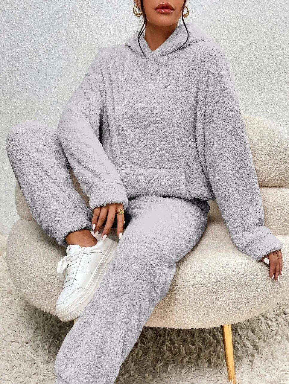 Ultra-comfortable teddy house suit with hood - Lana