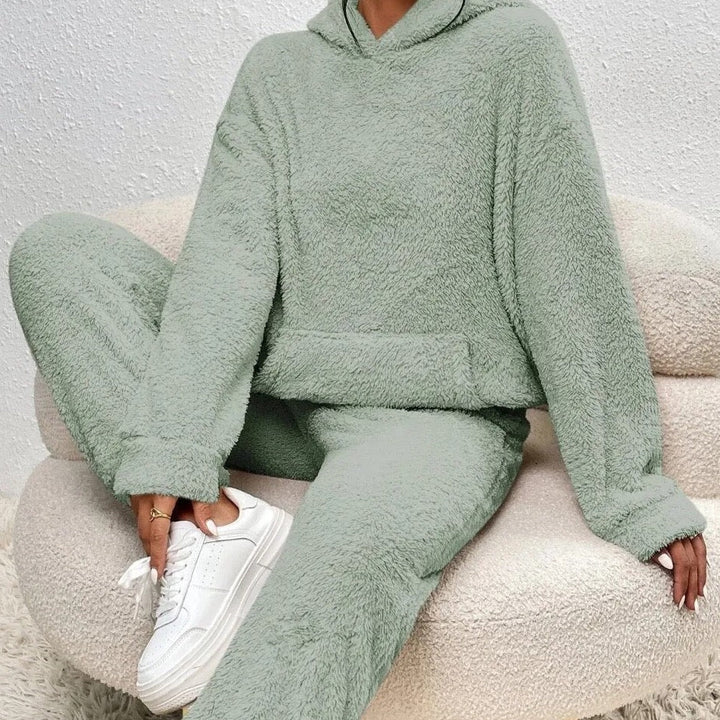 Ultra-comfortable teddy house suit with hood - Lana