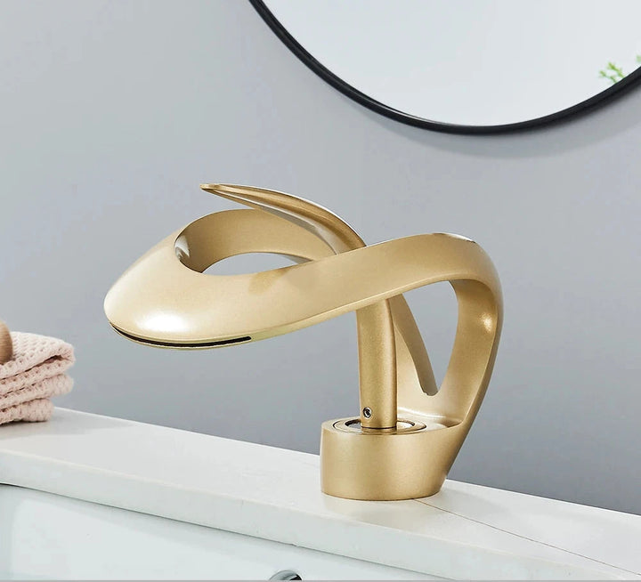 Mixing faucet with waterfall spout - Flowarc