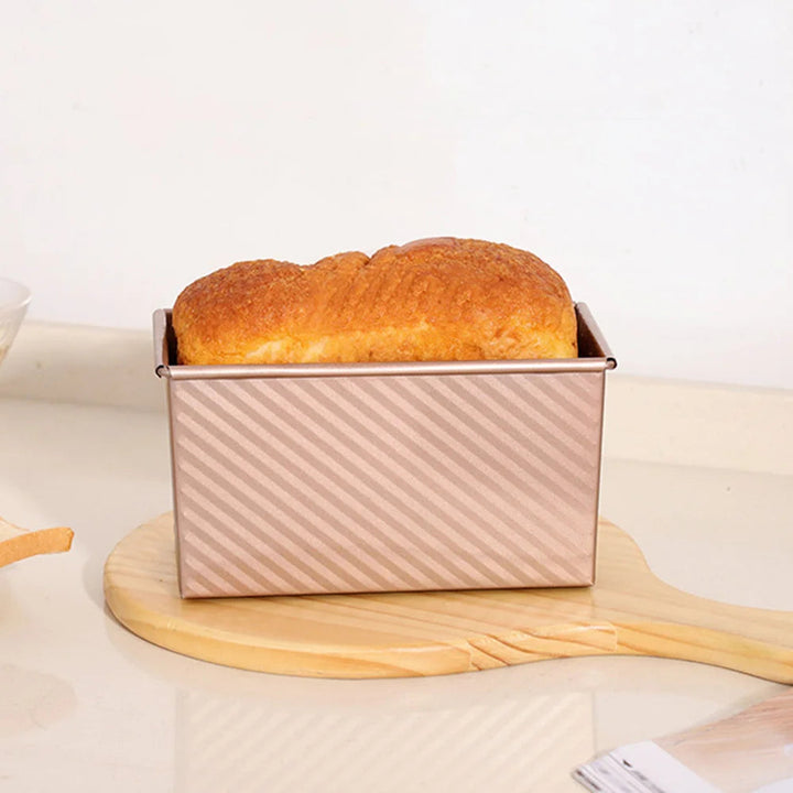 2-piece Rose Gold Non-stick Baking Pan Set with Lid - Brielle