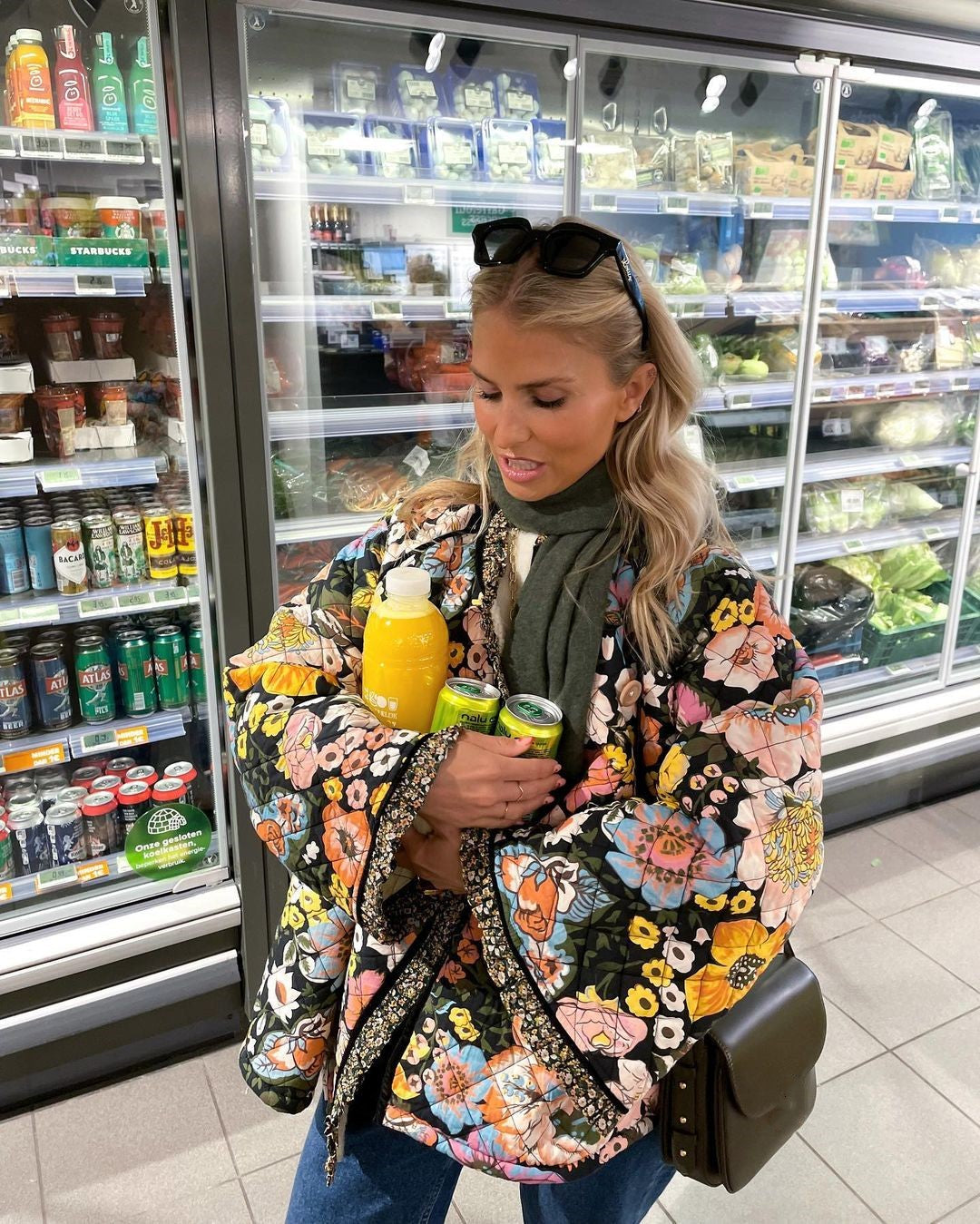 Foret damejakke med blomsterprint – Aurora