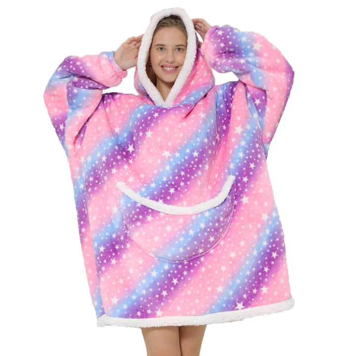 Oversized fleece blanket with hood & pockets – SnugJoy