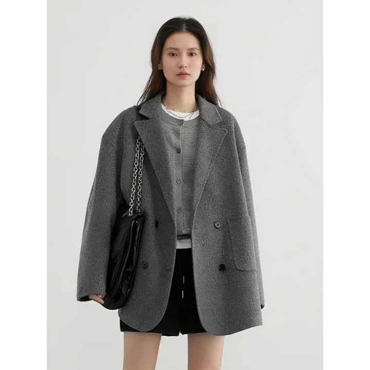 Luxurious Wool Coat for Women – Aurora