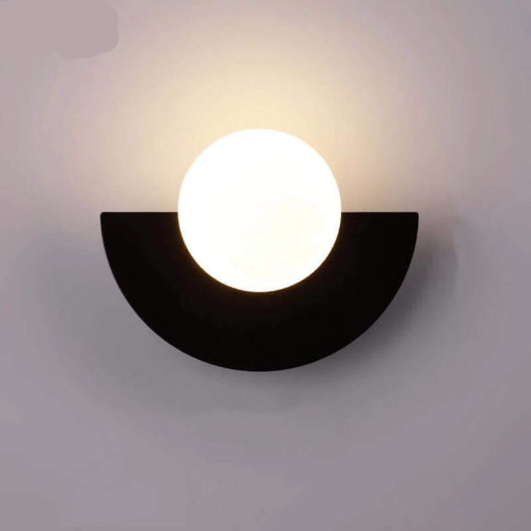 Metallic Crescent Wall Lamp - LunaMetal