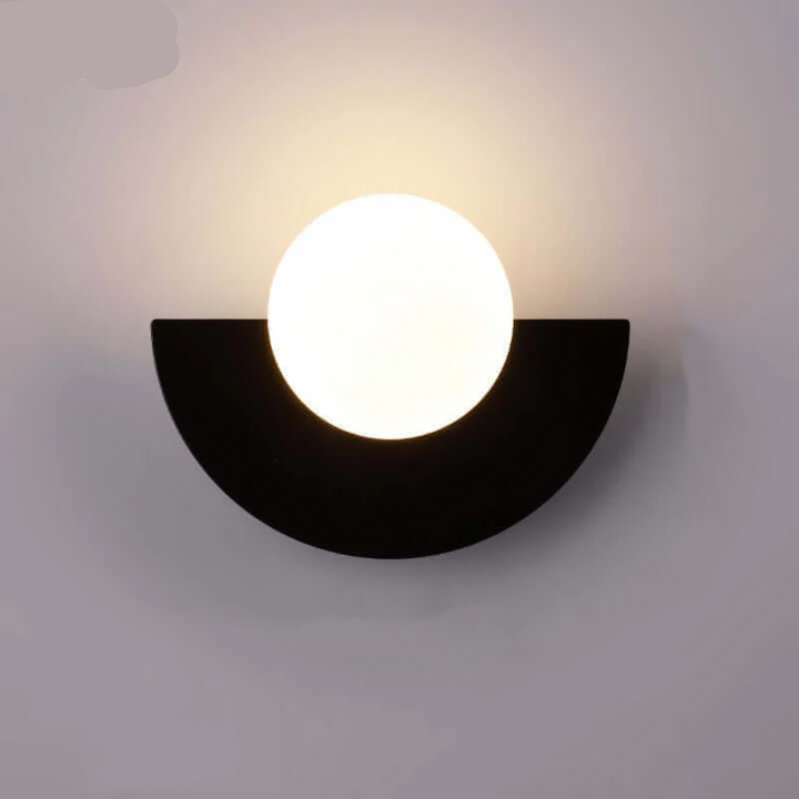 Metallic Crescent Wall Lamp - LunaMetal