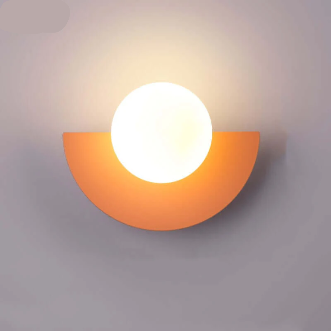 Metallic Crescent Wall Lamp - LunaMetal