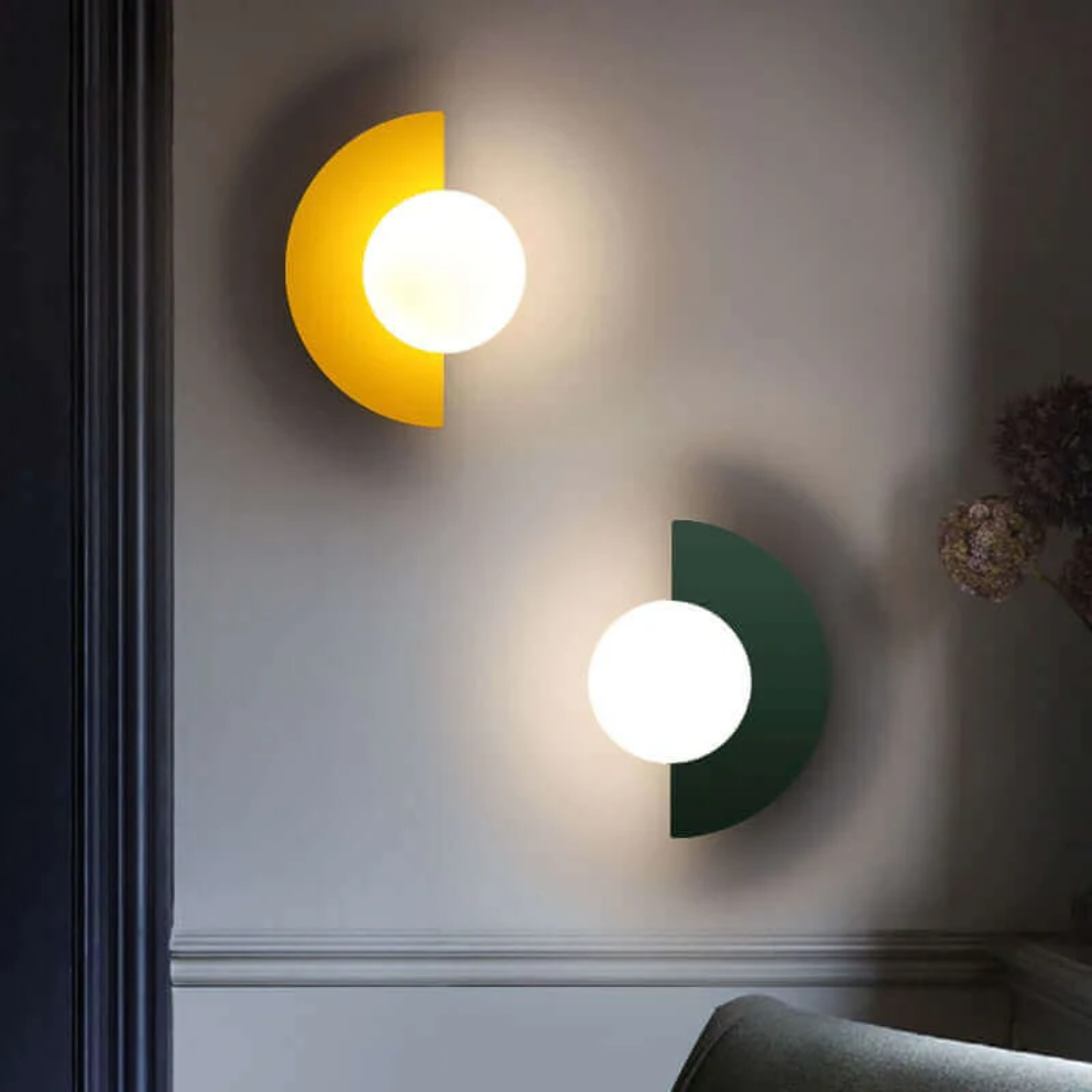 Metallic Crescent Wall Lamp - LunaMetal