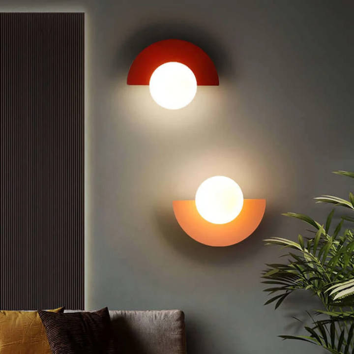 Metallic Crescent Wall Lamp - LunaMetal