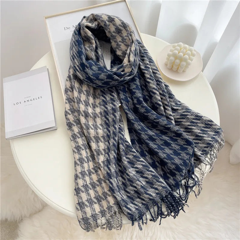 Stylish Checked Women's Scarf - Liora