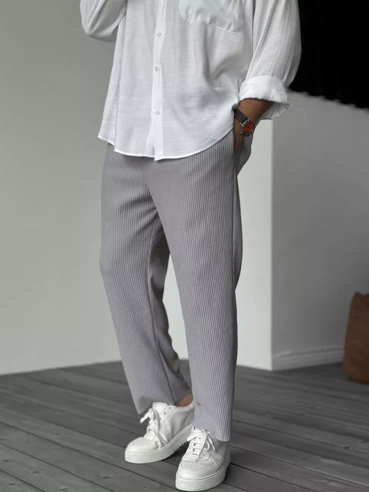 Luxury men's trousers made of soft fabric – Alessio