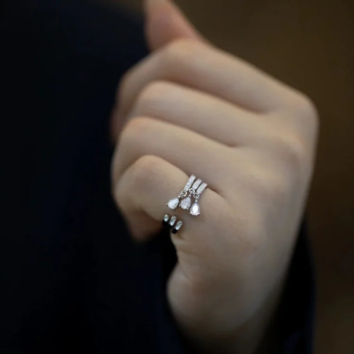 Adjustable Water Drop Ring – Isaline