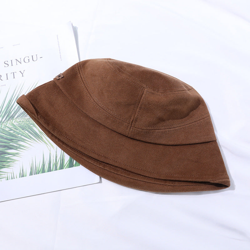 Let sommer-bucket hat med fin sømoptik – StitchShade