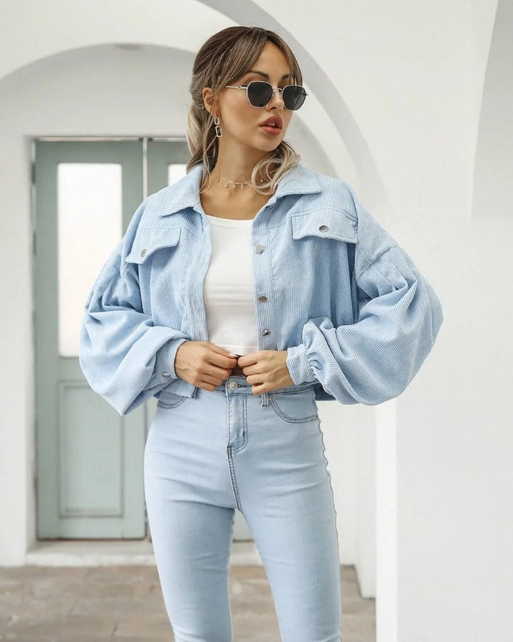 Chaqueta corta de mezclilla con estilo – Amira