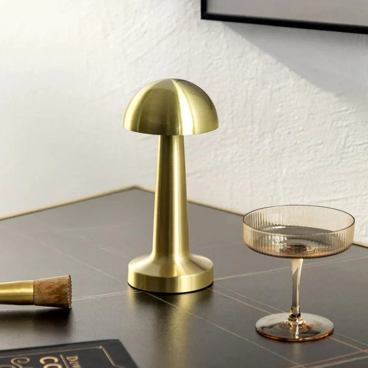 Moderne bordlampe - SleekGlow