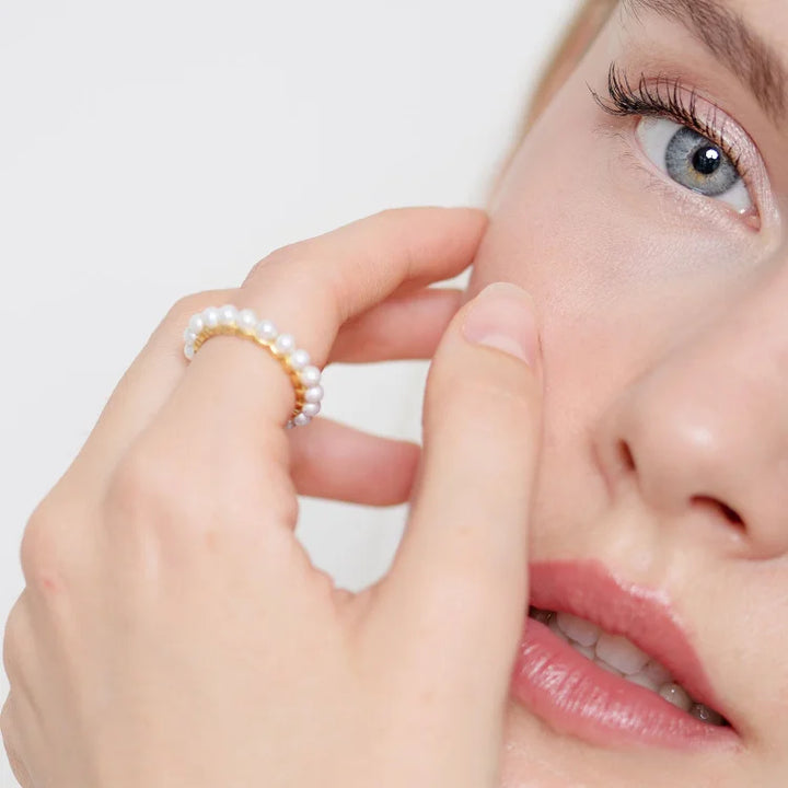 Pearl Ring of Sophistication – Amaris