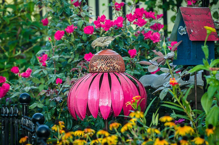 Flower-shaped Birdhouse - FloraFeeder