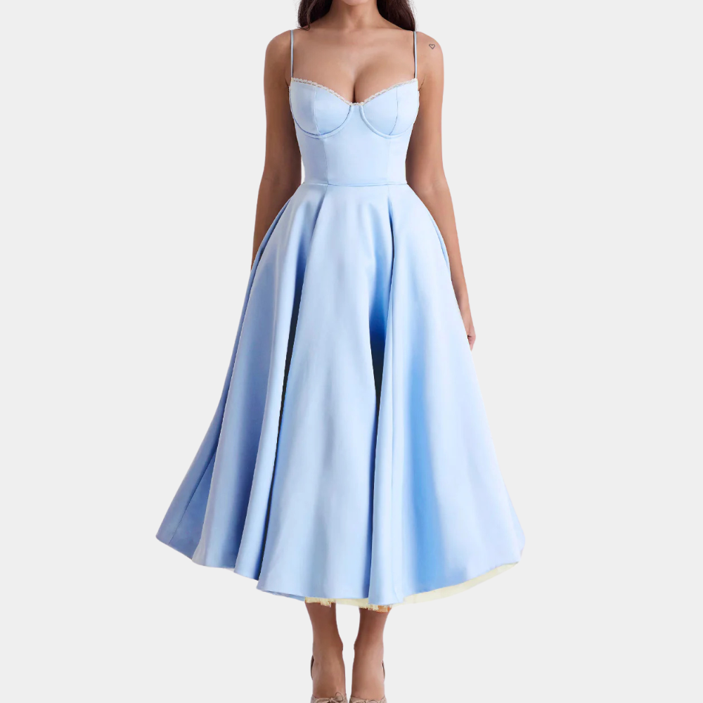 Hellblaues Cocktailkleid mit Spaghettiträgern, ausgestelltem Rock, elegantes Abendkleid.