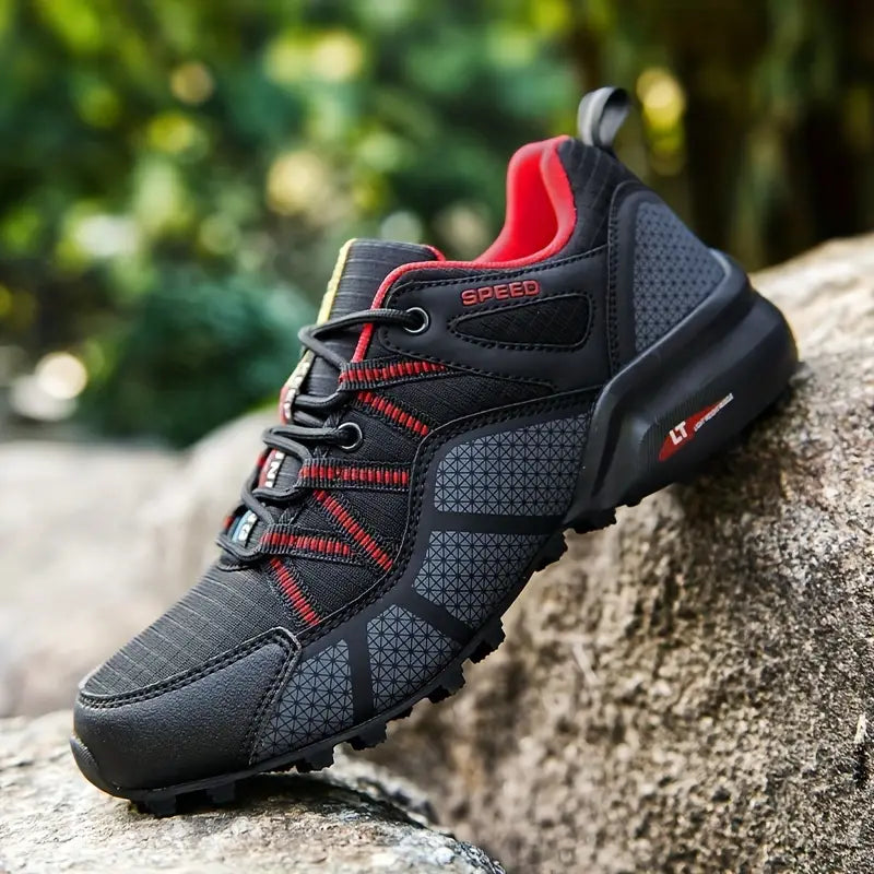 Stilvolle Herren-Bergschuhe - AlpineAce