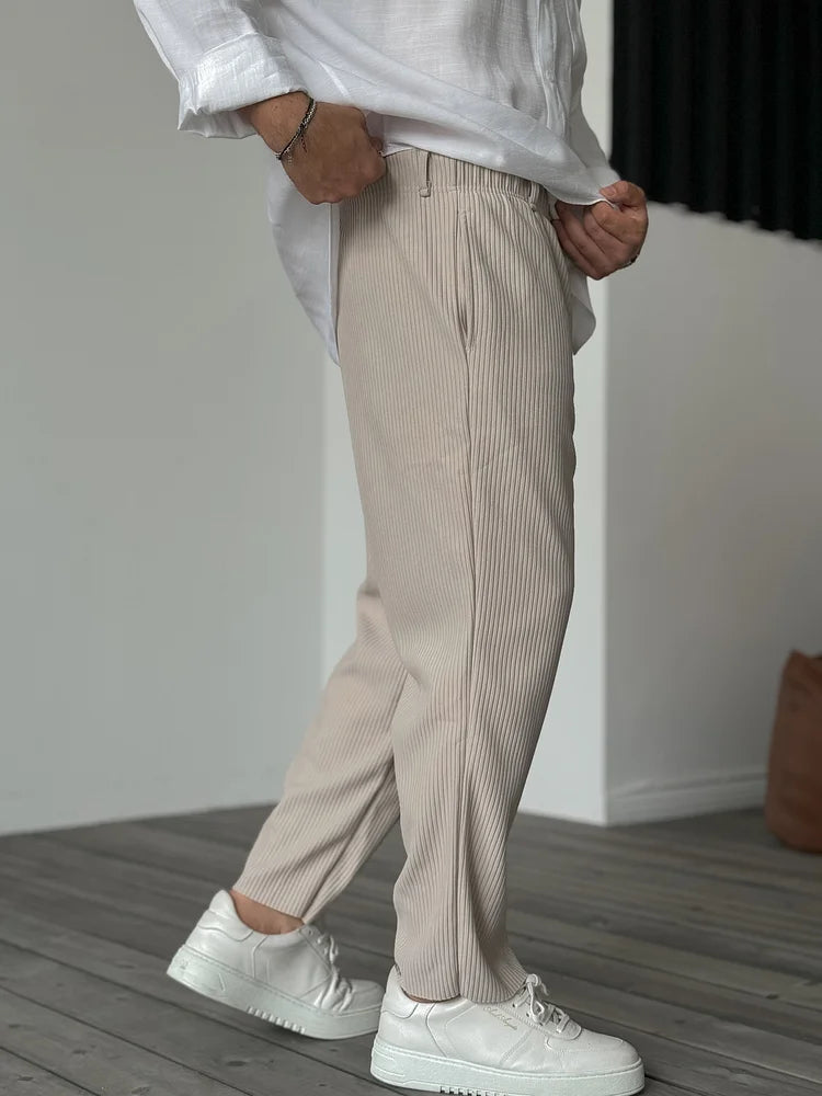 Luxury men's trousers made of soft fabric – Alessio