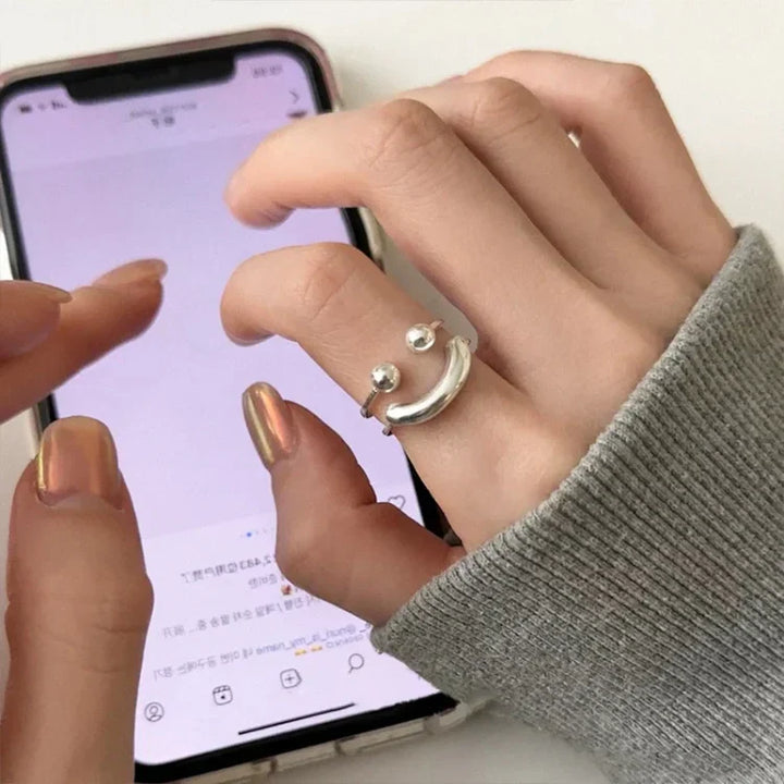 Smiley justerbar ring – Mila