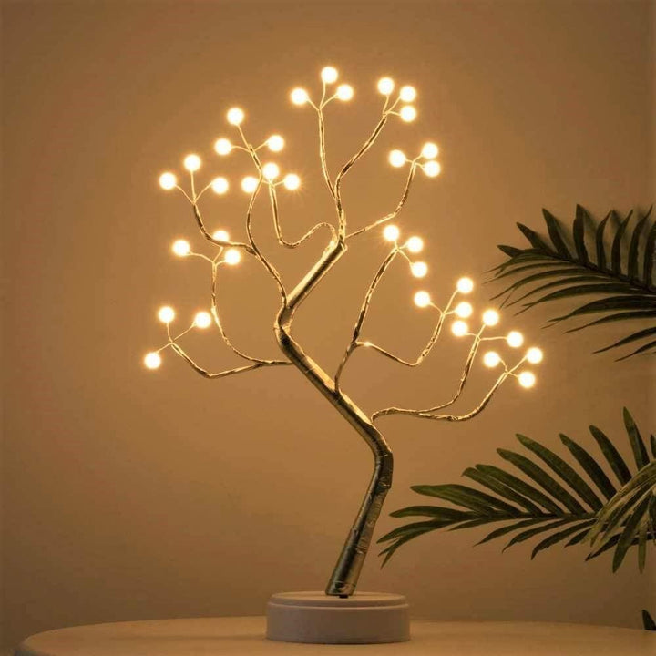 Árbol iluminado con ambiente - LumaTree