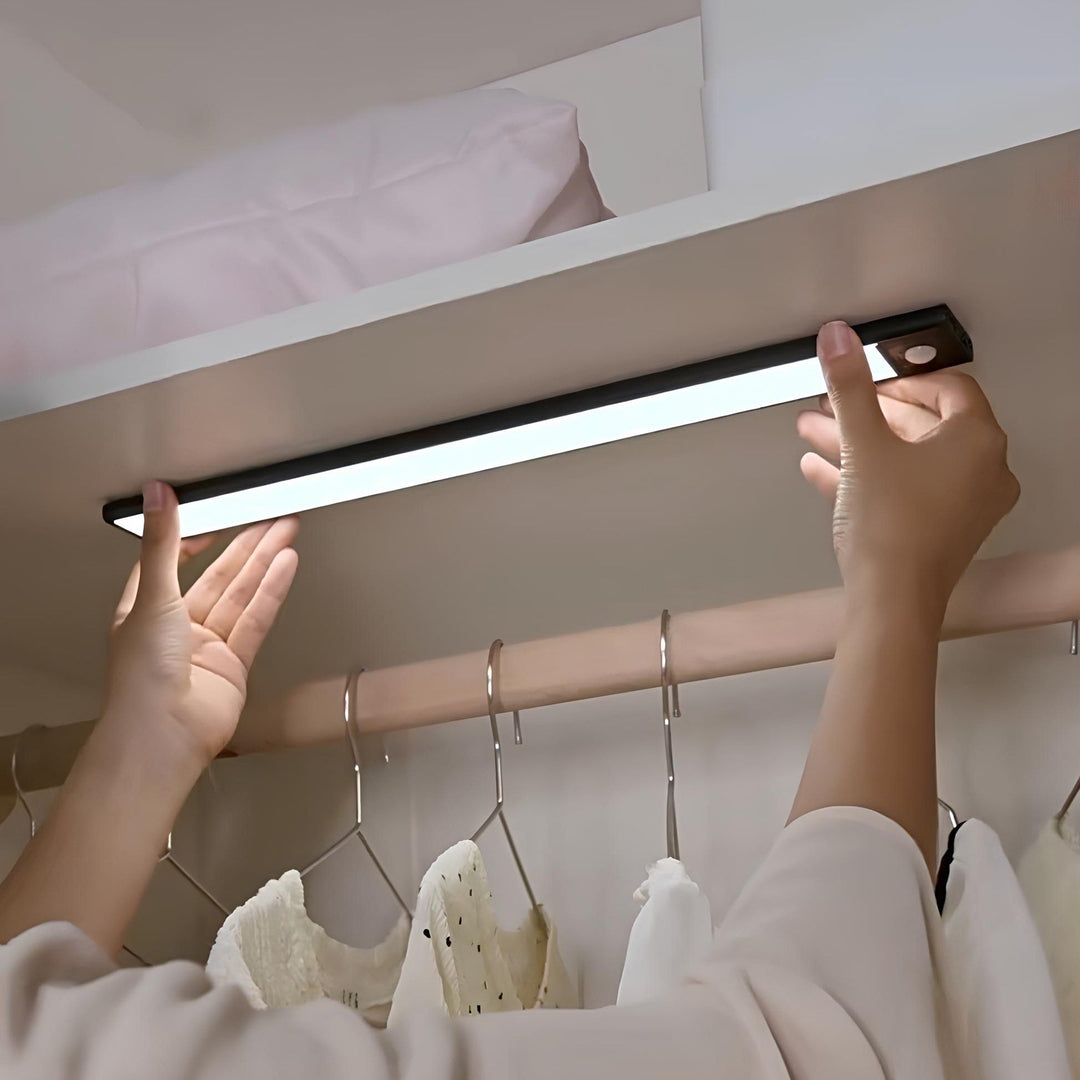 Wireless Motion Sensor Lamp - GlowMotion