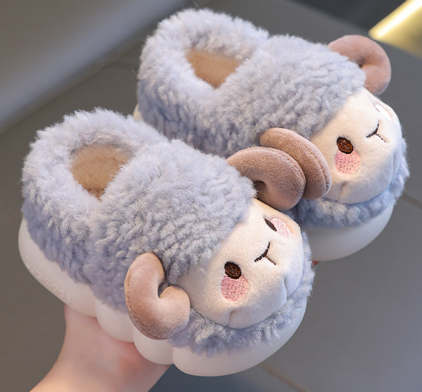 Zapatillas de casa suaves y esponjosas para niños - FluffySteps