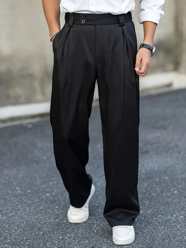 Loosely cut pants with pleats – Matteo