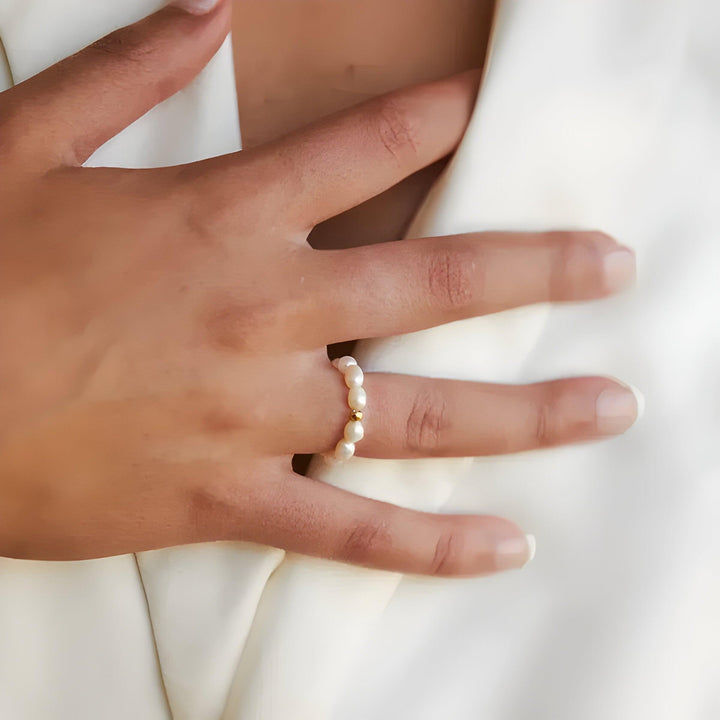 Pearl ring with mother-of-pearl – Celeste
