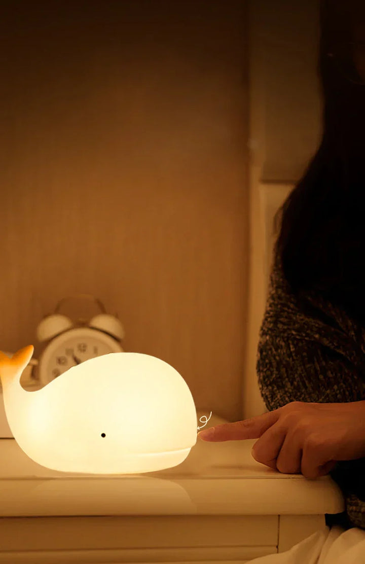 Cute Whale Whale Night Lamp with Color Change - GlowWhale