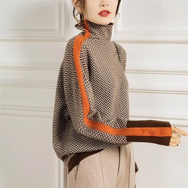 Dame rullekravepullover i blød strik – Amira