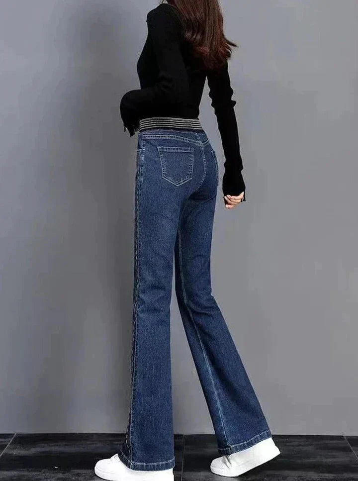 Trendy Flared Women's Jeans – Alessa