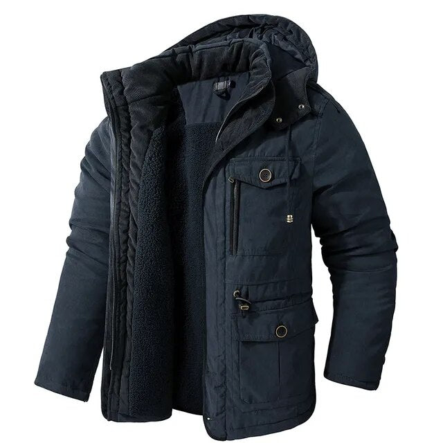 Military Parka | A sturdy jacket with warm and comfortable air
