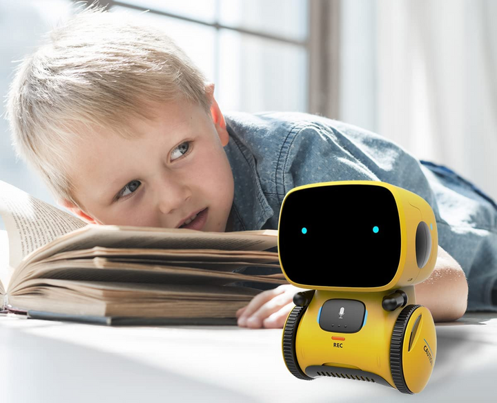 Smart Robot | He sings, dances, talks, moves