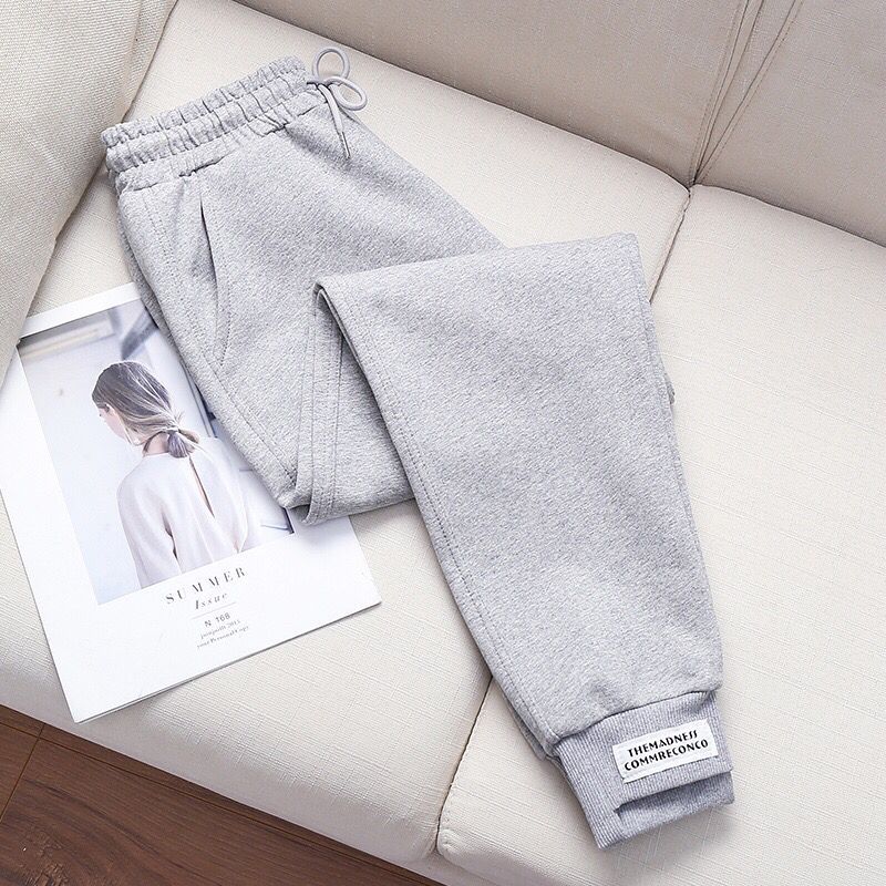 High-waisted jogging pants