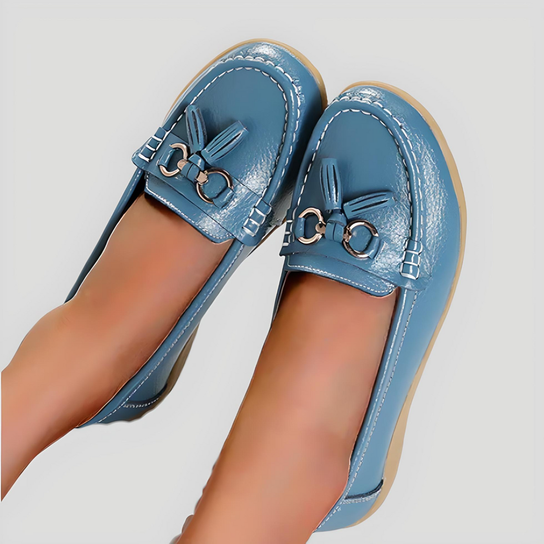 Hannah - Casual Slip-On Shoe with Band Design in the Middle