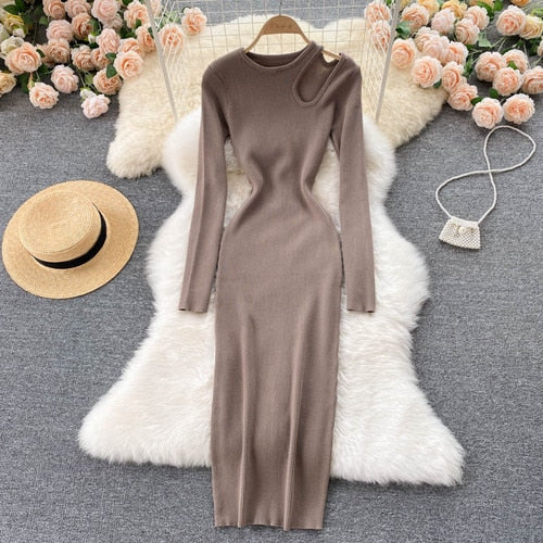 Dress with open shoulder