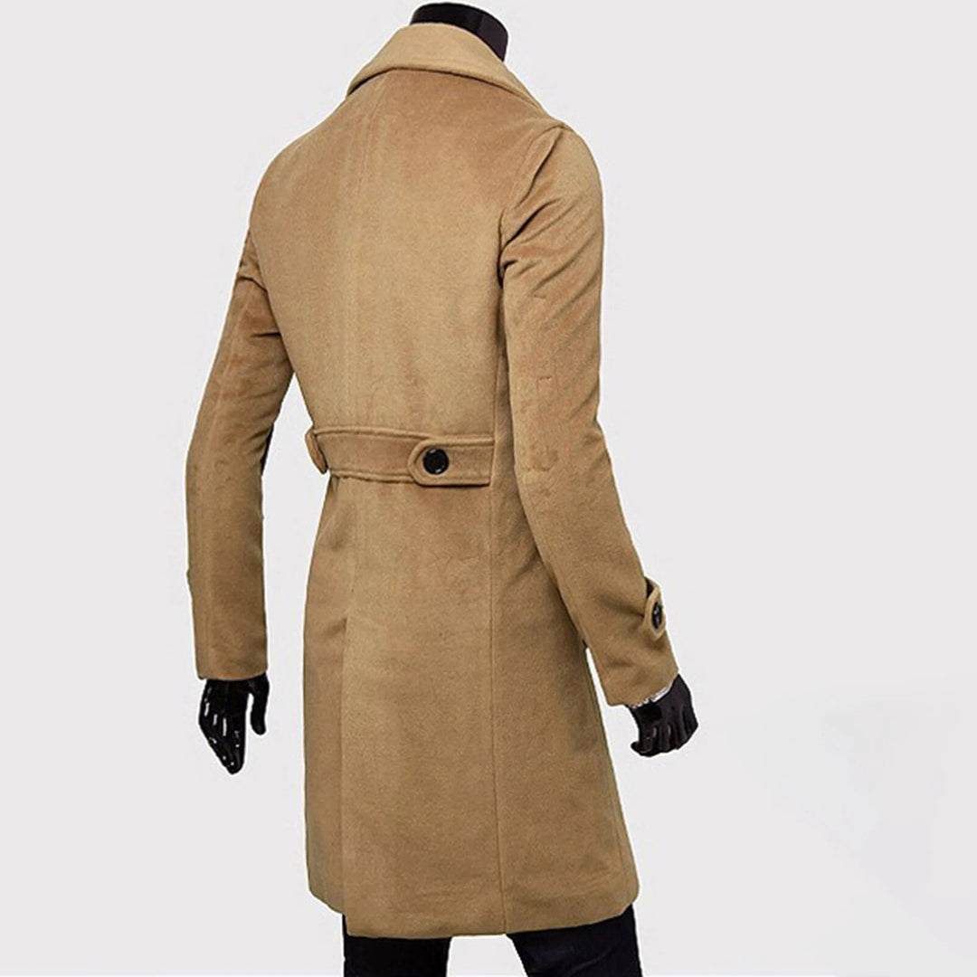 British trenchcoat | Vindafvisende jakke med dobbeltradet knaplukning