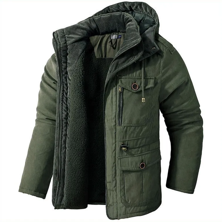 Military Parka | A sturdy jacket with warm and comfortable air